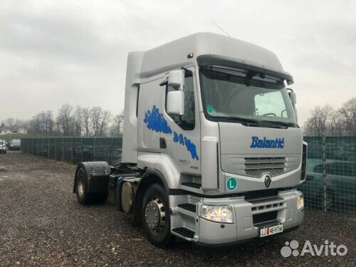 Разбираем тягач Рено Премиум 2 DXI