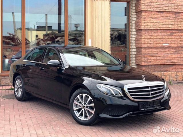 Аренда авто бизнес класса Mercedes E200 Аренда авто бизнес класса Mercedes E200