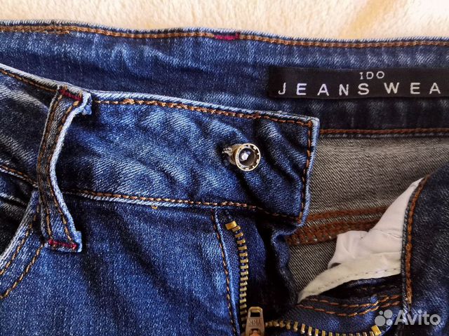 Джинсы женские