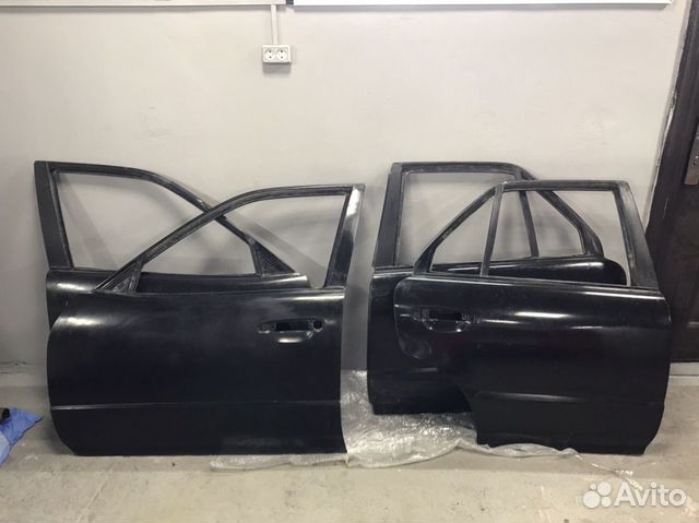Пластиковые двери для Nissan Skyline R34 4 двери