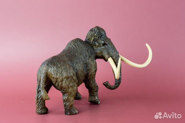 Фигурка Мамонт большой с бивнями слон животное
