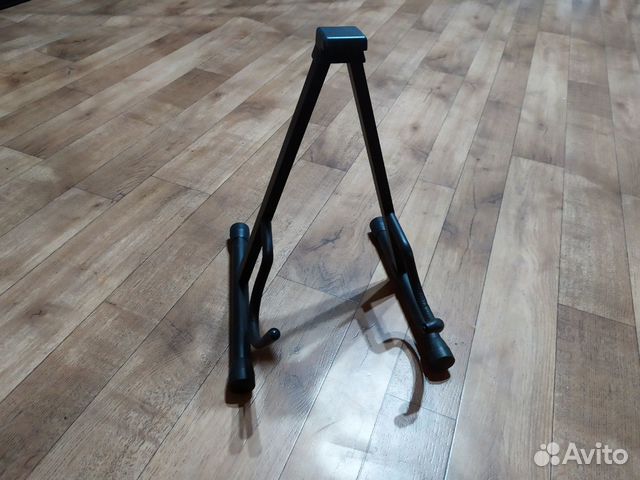 Подставка для гитары Подставка для гитары