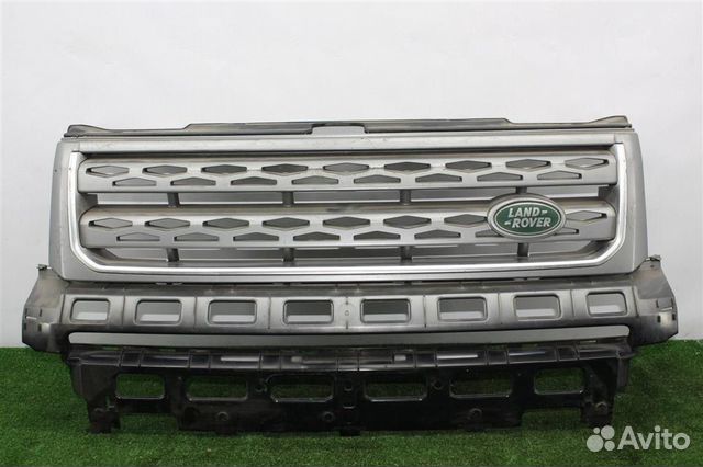 Решетка радиатора Freelander 2 (черная) Решетка радиатора Freelander 2 (черная)