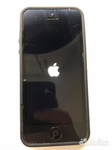 iPhone 5 черный и iPhone 5 белый