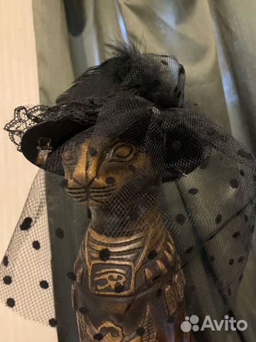 Декоративная шляпка на заколках