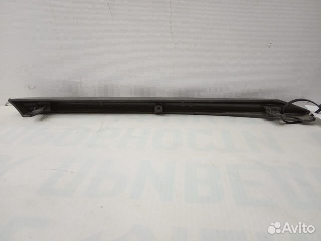 Молдинг решетки радиатора правый Mazda Cx-5 KE Молдинг решетки радиатора правый Mazda Cx-5 KE