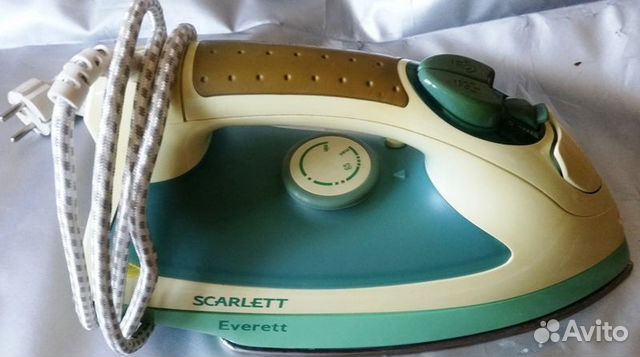 Утюг Scarlett Утюг Scarlett