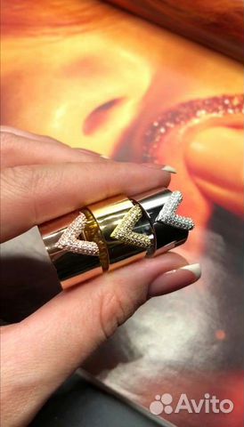 Кольцо Louis Vuitton Кольцо Louis Vuitton