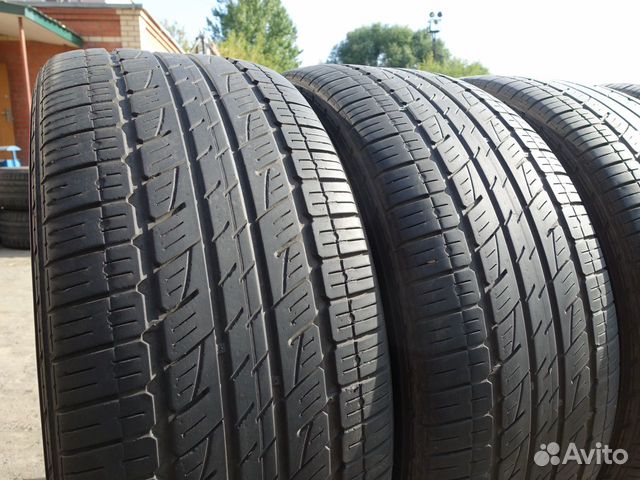 225 60 17 Kumho Solus KL21 LO33