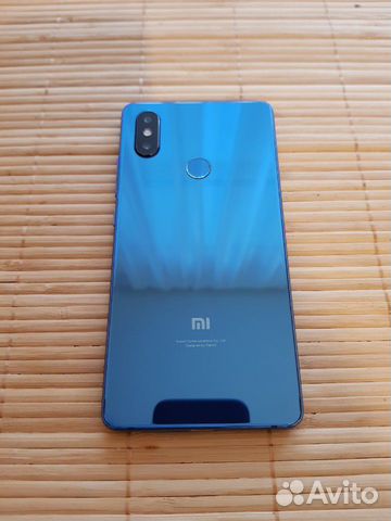Xiaomi MI 8 SE Xiaomi MI 8 SE