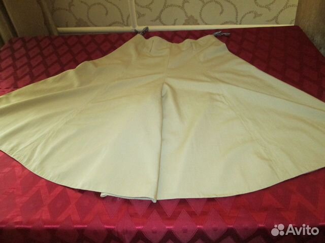 Юбка-брюки,легкая куртка,кепка