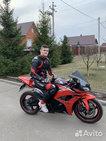 Слитный комбинезон Dainese Слитный комбинезон Dainese