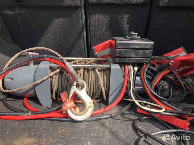 Лебёдка автомобильная 12v Лебёдка автомобильная 12v