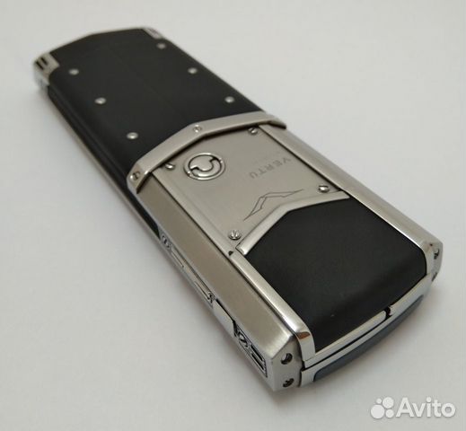 Vertu Signature S Stainless Steel (оригинал) Vertu Signature S Stainless Steel (оригинал)