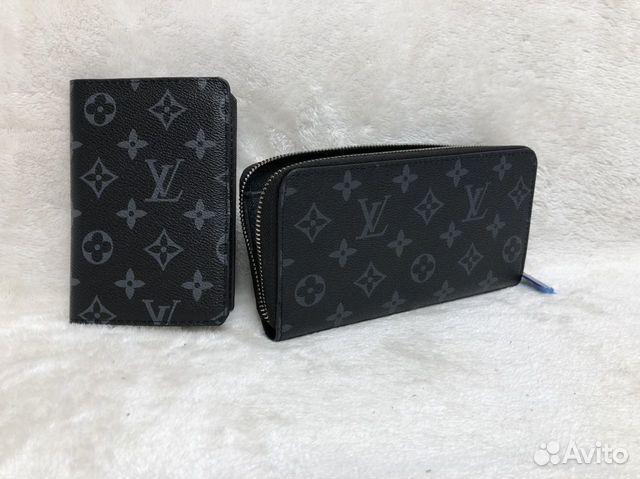 Кошелек и обложка Louis Vuitton Кошелек и обложка Louis Vuitton