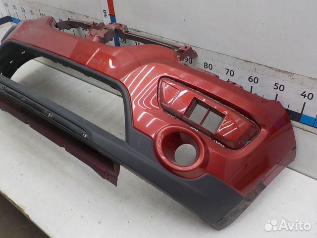 Бампер передний на Renault Sandero Бампер передний на Renault Sandero