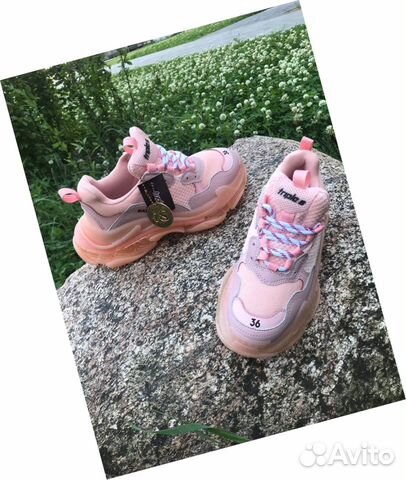Кроссовки Balenciaga Triple S Кроссовки Balenciaga Triple S