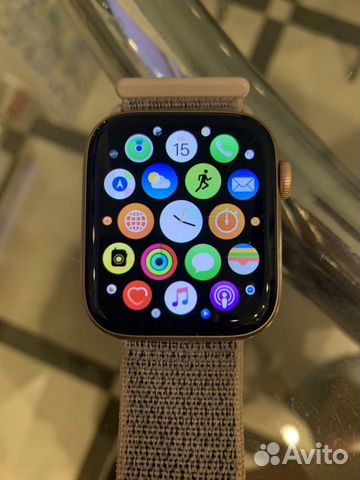Часы Apple Watch 4 series Часы Apple Watch 4 series