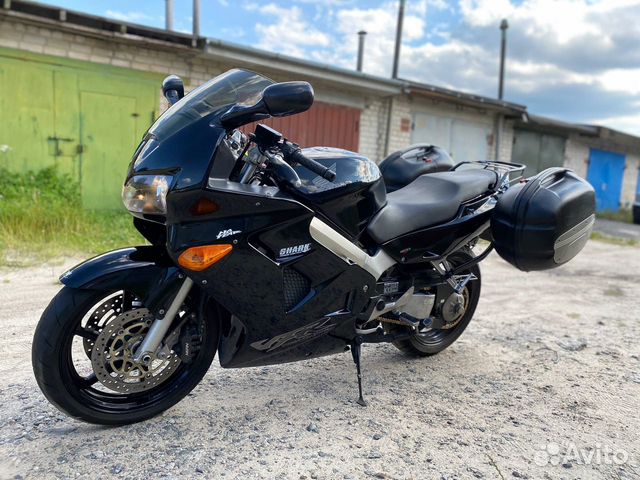 Honda VFR 800 FI, 1999 год выпуска из Европы Honda VFR 800 FI, 1999 год выпуска из Европы