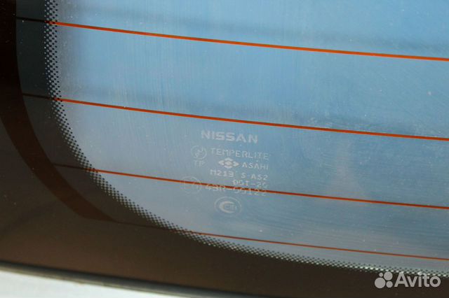 Стекло двери багажника Nissan X-Trail (T30) Стекло двери багажника Nissan X-Trail (T30)