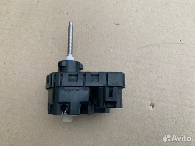 Моторчик корректора фары Toyota