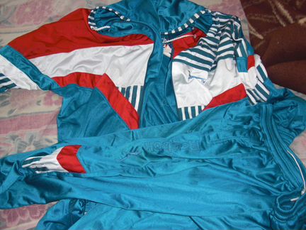 Спортивный костюм reebok