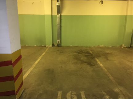 Машиноместо, 13 м²