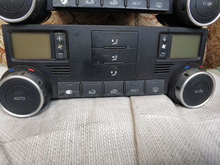 Блок управления климат контролем VW Туарег 2003-10