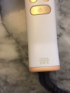 Выпрямитель для волос Rowenta