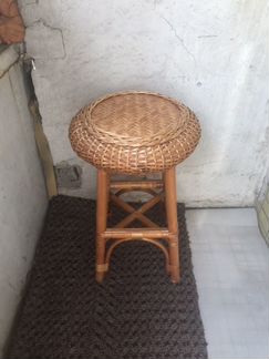 Стулья барные из ротанга