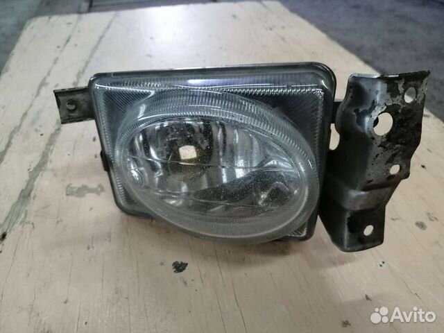 Фара противотуманная правая Mitsubishi Galant