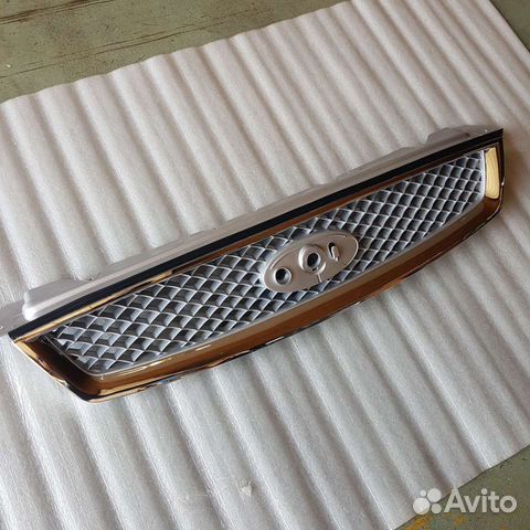 Решетка радиатора Ford Focus 2 дорестайл