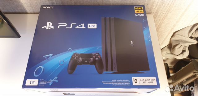 Sony PlayStation 4 Pro (PS4 Pro) 1TB CUH-7108B