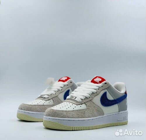 Undefeated x Nike Air Force 1 Low 5 On It