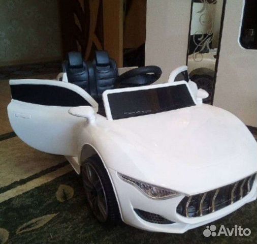 Электромобиль детский с пультом новый