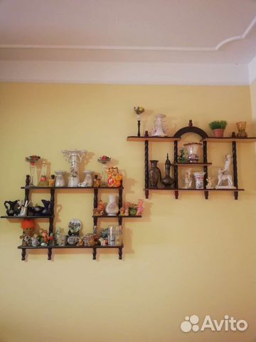 Полка настенная 2 штуки в наличии