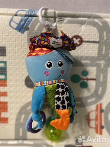 Осьминог игрушка подвеска