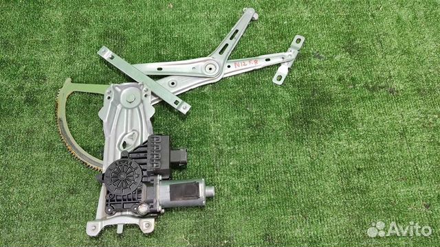 Стеклоподъемник передний правый Opel astra H 2010