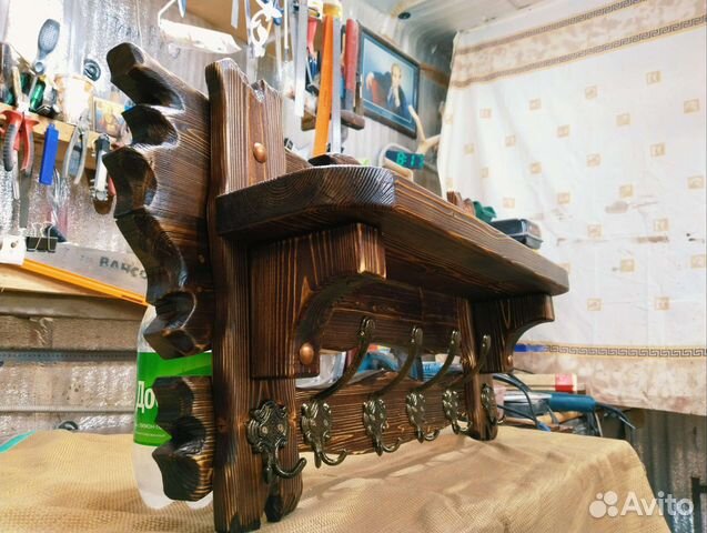 Вешалка настенная деревянная