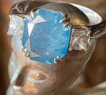 Кольцо с голубым бриллиантом 4.8 карата