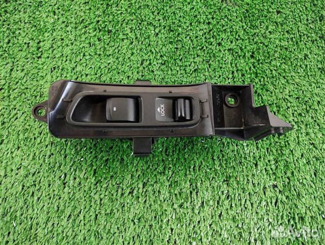 Кнопка стеклоподъемника Subaru Legacy/ Outback BP