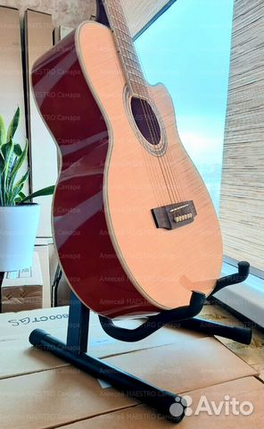 Акустическая гитара в коробке /новая
