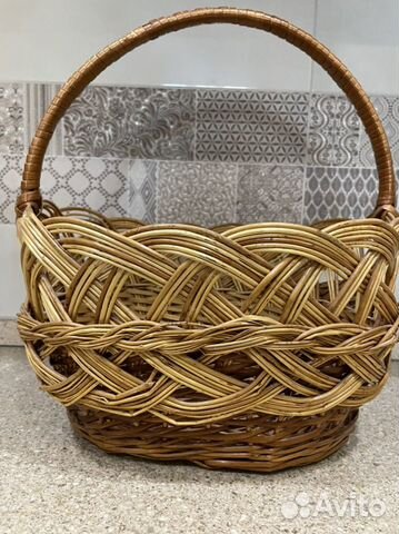 Корзина плетеная