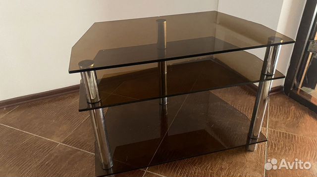 Стеклянная тумба