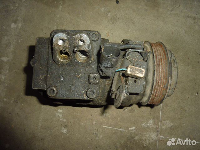 Компрессор кондиционера BMW 5 E34