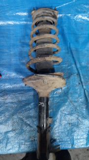 Стойка подвески правая задняя Hyundai Accent G4EC