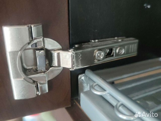 Мебельная фурнитура blum