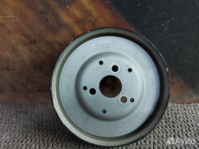 Шкив насоса гидроусилителя Audi A6 C5 APR 2001