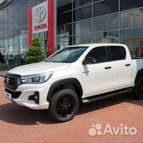 Toyota Hilux 2.8 AT, 2021