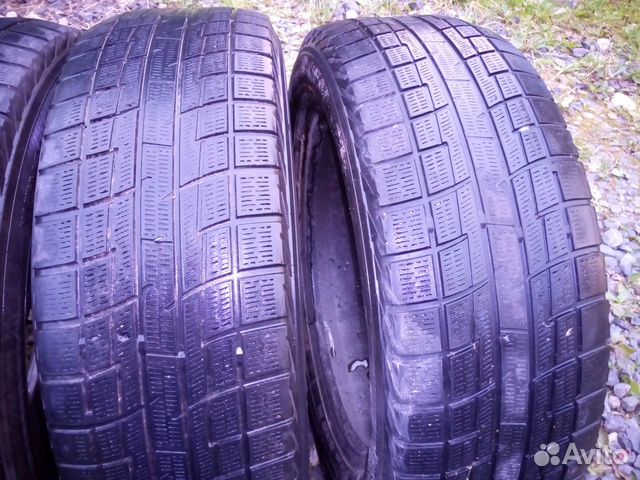 Yokohama Ice Guard IG30 215/60 R17